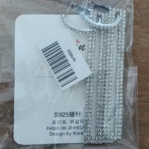 .925 Sterling Silver Long Dangle Crystal Earrings - Picture 4 of 5